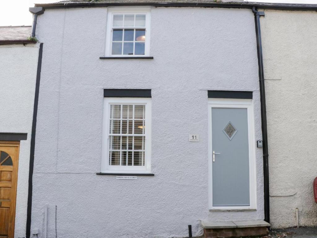 Clock Conwy